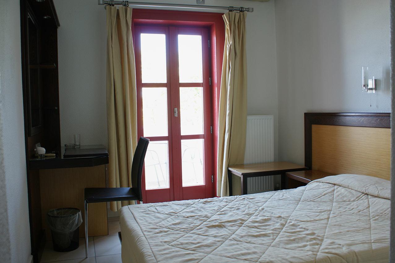 Aposperides Hotel Livadi  Екстер'єр фото